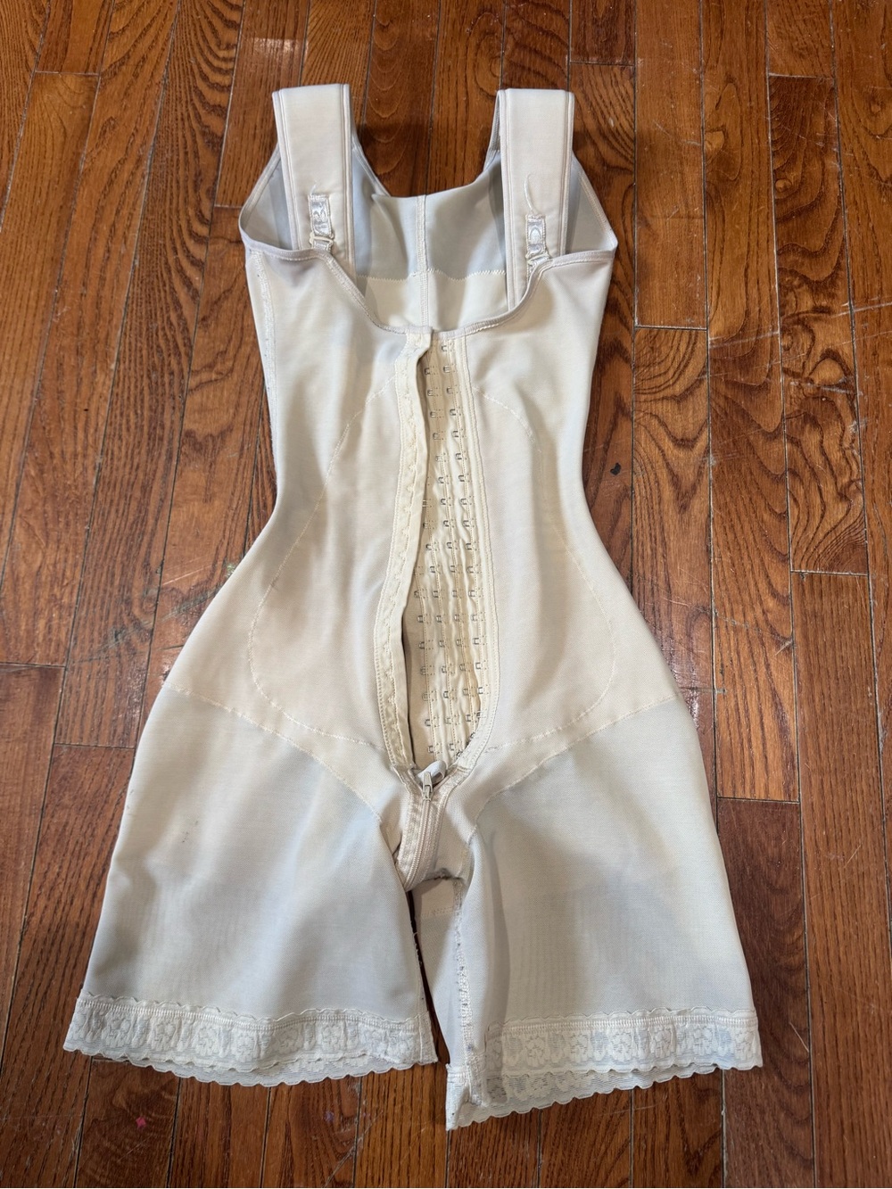 Cream High-Waist Full-Body Shapewear Bodysuit with Lace Trim